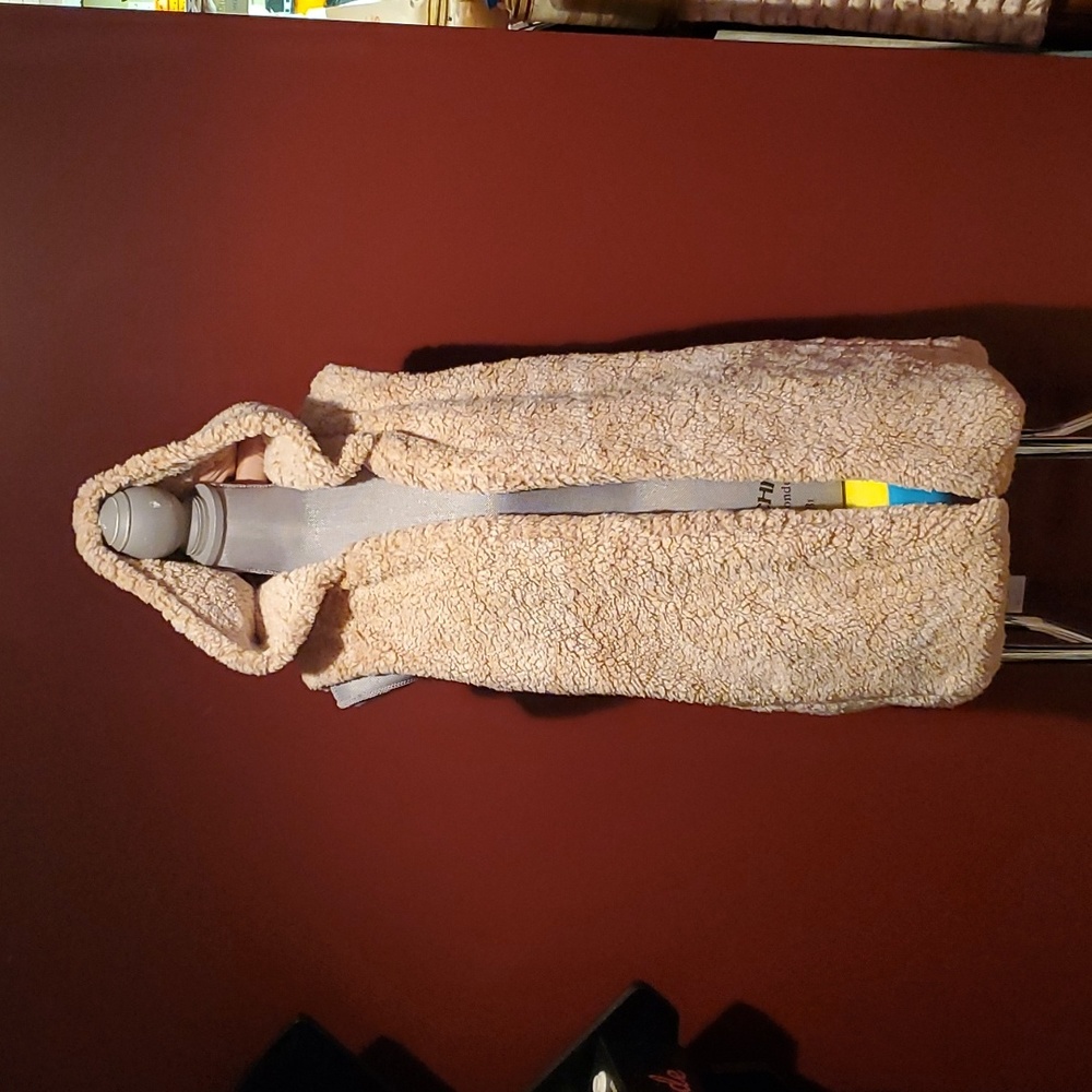 Brand New Beige and White Teddy Open Front Vest w Hood Size Large